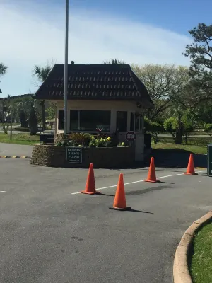 Nov 18-30 Available Ocean View 4 Condos from the Beach    Read Our Reviews