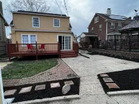 Stanley Cozyside Hotels near Stratford Heights Church of God