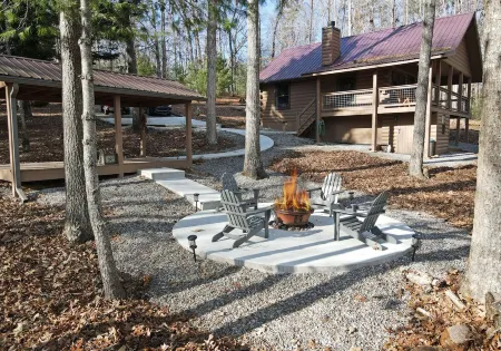 Country Mountain Cabin 2 King Suite Hot Tub