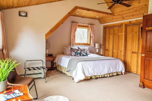 Cozy 4Br Mountain Home Near Sugarbush, Beside the Original Lawson's Brewery