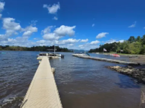 Sunsets on the Great Sacandaga Lake Rentals Hoteles en Condado de Fulton