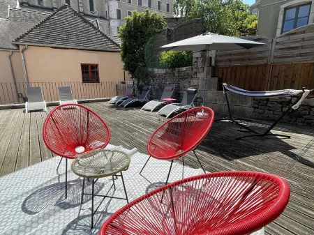 Apartment historic center MONTBARD - 1 bedroom "Chez Delphine et Guillaume" France