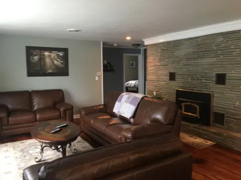 Watkins Glen lake view rental