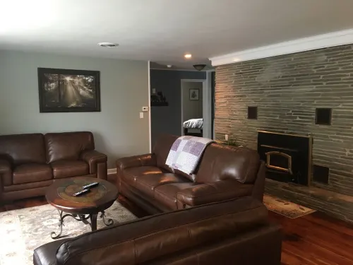 Watkins Glen lake view rental