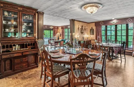 Tranquil Escape with/ Hot Tub Views. 2.5 Hours from NYC. on the Market for Sale.