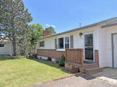 3BR Mountain Views! Family / Pet Friendly + Pool Table - 15 min to AFA