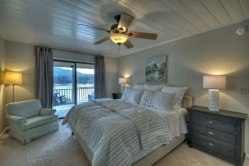 LAKE COTTAGE on deep water w/ MILLION $$ views! Newly Renovated HGTV style decor