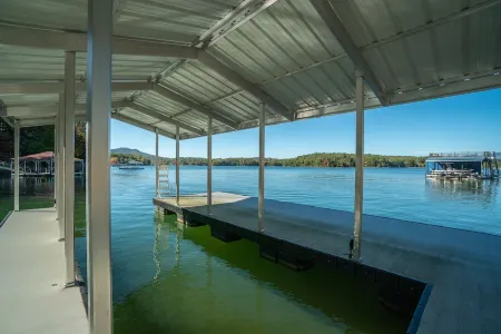 Storybook Alpine Log Cabin -Authentic Piece of Bavarian History on Lake Chatuge