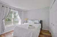 Stunning 5 BR,  2 King Bed, 2 Garage, 4 BTH Family Friendly Home with Hot Tub