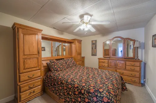 Sunset Ridge-2 Bedroom Apartment with Private Entrance Hotels in Henderson County