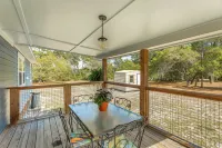 Cozy coastal Cottage