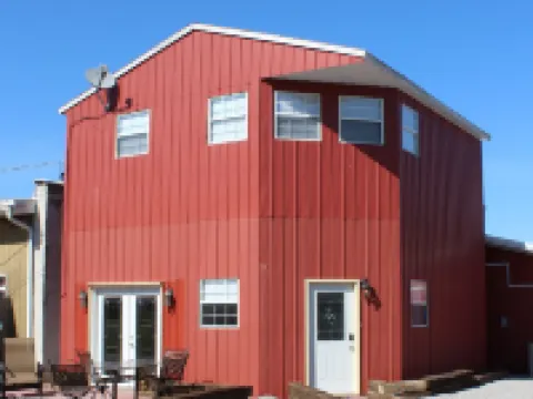 On the Wine Trail - Minutes to Giant City, Shawnee Forest, SIU - Amazing Shower Hotels in Union County