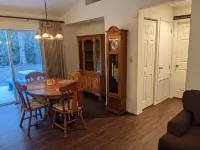 Country Retreat in North Central FL Oasis w/ Firepit, WiFi & Nearby Springs ディキシーのホテル