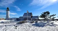 Beachfront Scituate Harbor view home short walk to downtown cafes & Lighthouse