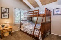 FULLY REMODELED: Large 3bd+Loft/3ba condo with amazing views - Sleeps 10