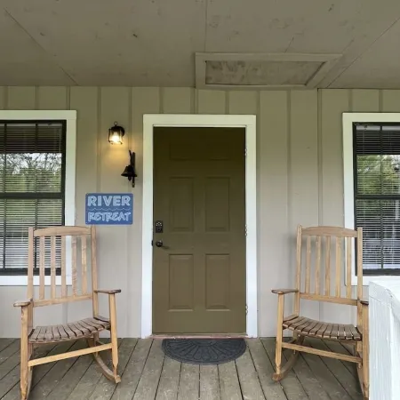 River Retreat Cabin