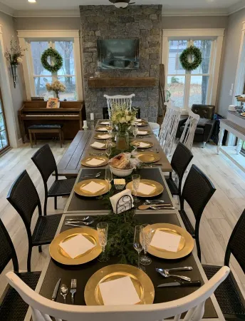 Waterfront Lake Winnipesaukee Luxury Family House with  Private Water /Dock