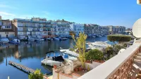 Confortable Appartement Avec Trés Jolies Vues sur Port Empordá et sur Canal