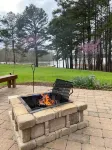 Angler's Den~Kerr Lake Life! Lake Front, Kayaks & Boat Dock