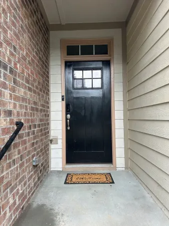 Charming 3-bedroom townhouse in Cary/Raleigh. Отели в г. Уэйк