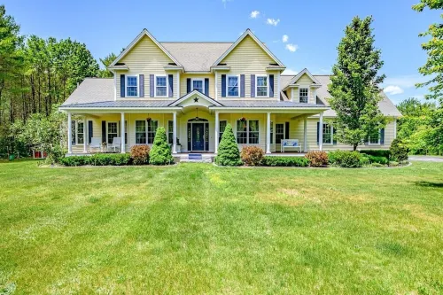 Lakefront Moose Pond Retreat 덴마크 호텔