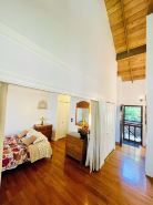 Molokai HideAway Hut: Snooze by seals + Wake to songbirds ~200 yds to the Ocean!