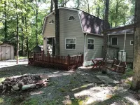 Sawmill Lane Cottage Hotels in Snyder County