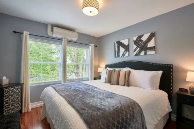 Relax and unwind at Yamhill Flats: Suite 1