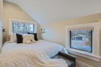 Lake Home, hot tub, sauna, boat rental, private chef Hotels in Forest Lake