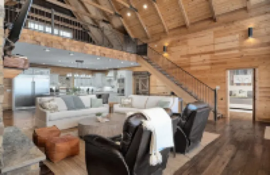 "LAKEVIEW": No Steps, Hot Tub, Boat/Swim Dock, Elevator