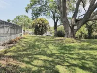 4-Bedroom House, KS with Inground Heated Pooland 15 minute to Clearwater Beach Plant Sumner House 주변 호텔