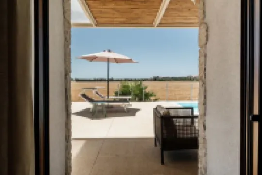 Villa Verdese per Coppie e Famiglie Vicino al Mare Piscina Privata, Veranda,wifi