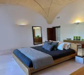 Private hilltop villa with infinity pool ideal for your visit to Puglia. Hotels in 