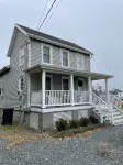 Coastal Daze Cottage on Famous Chincoteague Island! Come see the wild ponies!