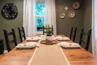 Sweetwater Farm with firepit and hiking trails!