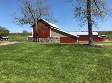 Studio<br>w/kitchen on Alpaca farm Sodus Bay, Wine trails & Brantling ski slope