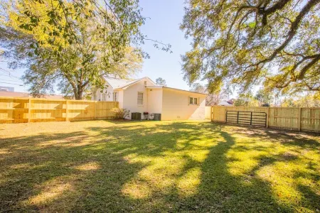 SOUTHERN CHARM (Kid’s Bunk Room