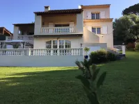 30 sq.m studio at garden level. Quiet villa in a green setting with terrace - 3-Star