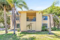 Beach Life, ground floor, quiet &clean. 2BR 2 Bath