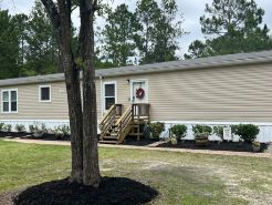Peaceful Guesthouse located on 27 acre Homestead.