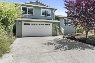 Spacious Coastside Home!