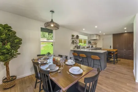 Elegant A-Frame w/ Hot Tub Views! Close to town, skiing, & hiking!