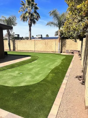 Resort Style Home With AC, Pool, Hot Tub, 900sq Putt Putt, WiFi in Scottsdale
