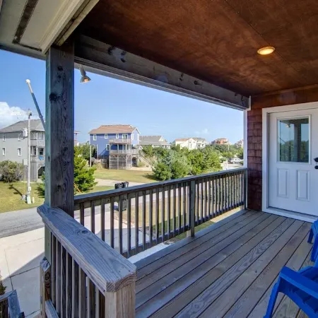 New construction home short walk to the beach!