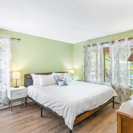 Tiana's Apartment - 3B/3ba