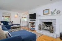 Private Dog-Friendly Home with Heated Pool & Guest Cottage at National Seashore Hotels in Eastham