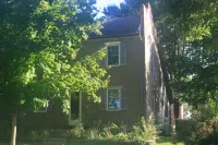 Historic 1840s Lamoreaux House / Modern Addition