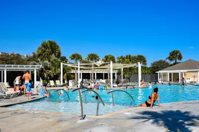 NEW!! Beautiful 1 Bdrm 2 Bath Townhouse on the Golf Course-Amenity Card Included Hotels near Seabrook Beach