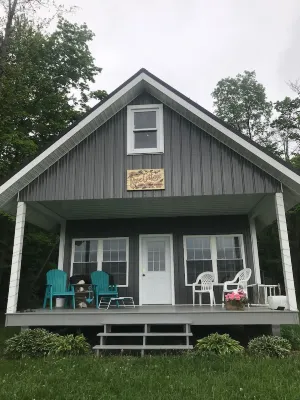 Cabin on the Amish Trail