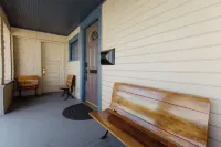 NEW Riverside Vintage Gem, Truckee River 1 Block, Centrally Located + Grill